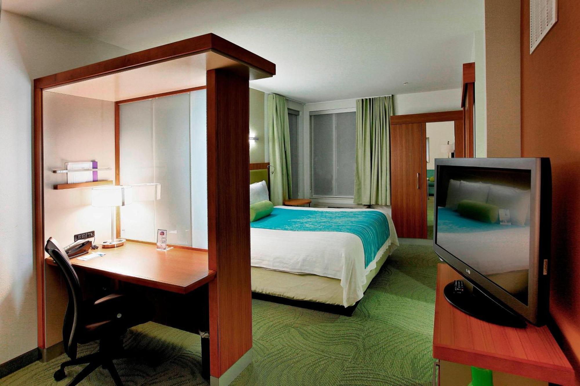 Springhill Suites By Marriott Lake Charles Exterior photo