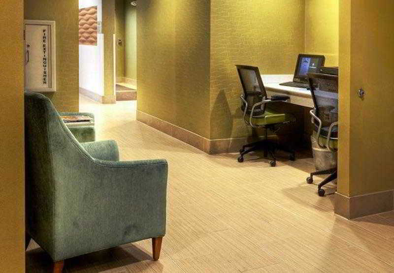 Springhill Suites By Marriott Lake Charles Exterior photo